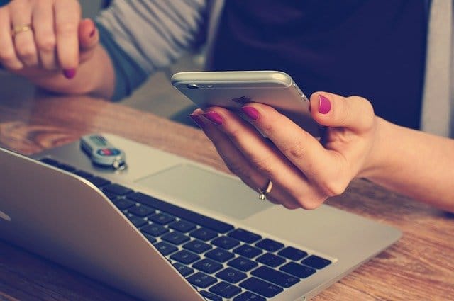 Clavier d'ordinateur, piège à bactéries qu'il faut nettoyer régulièrement.